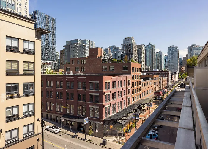 Opus Vancouver